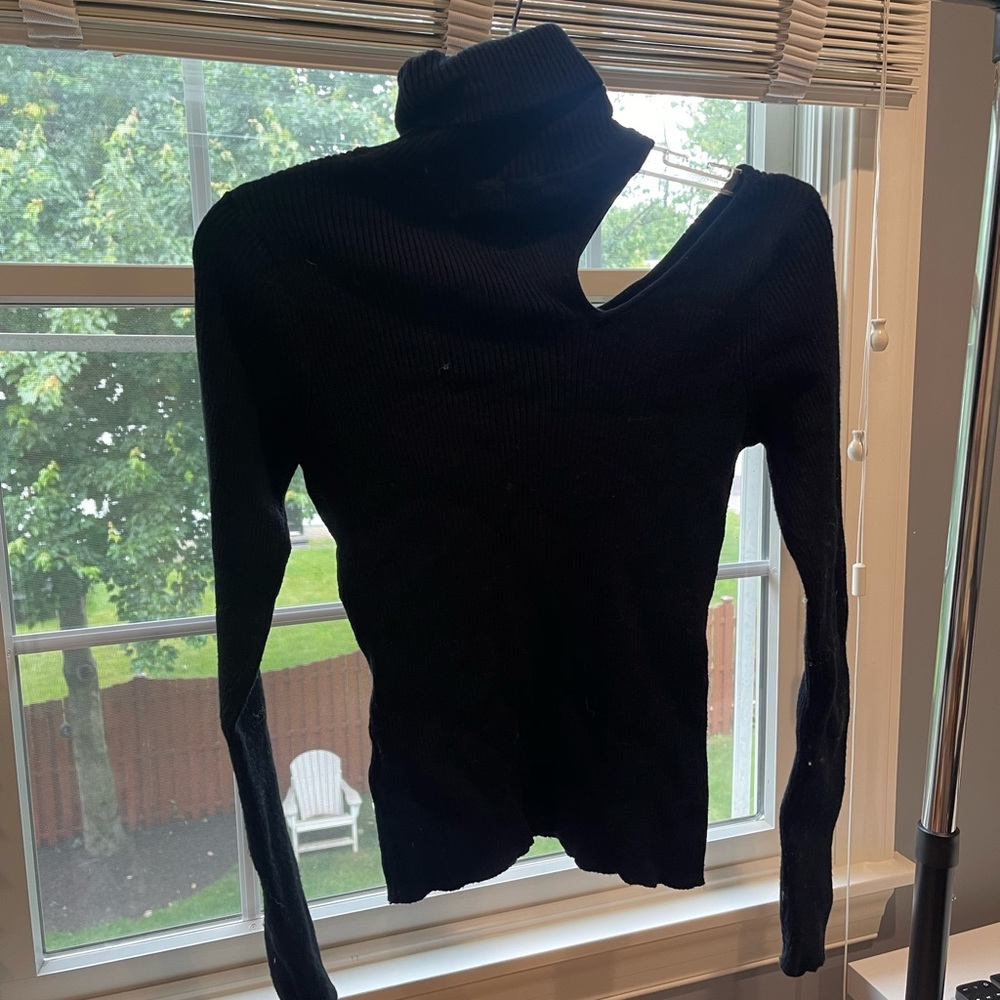 ASTR Sweater in Black